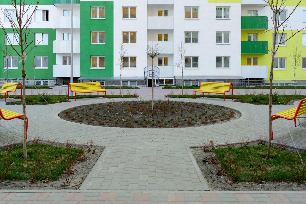 Мини-Апартаменты Студио На Ломоносова, Вднх Kyiv Exterior photo